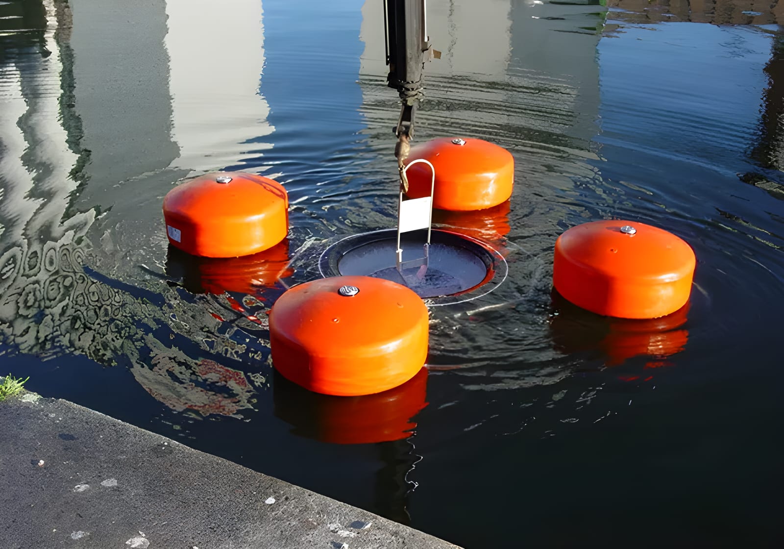 Tarantula oil skimmer deployed during a spill response operation